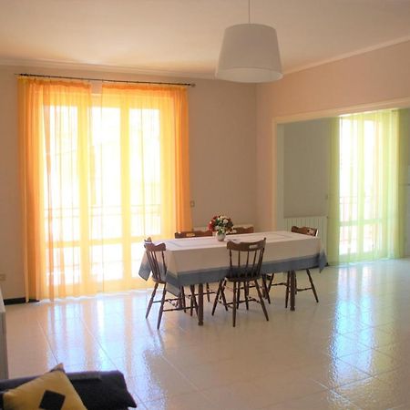 Appartamento "Rina Centro Sicilia" Pietraperzia Extérieur photo
