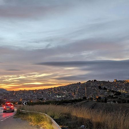 Appartamento "Rina Centro Sicilia" Pietraperzia Extérieur photo