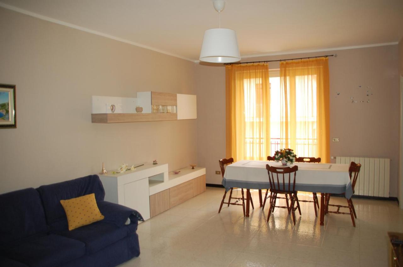 Appartamento "Rina Centro Sicilia" Pietraperzia Extérieur photo