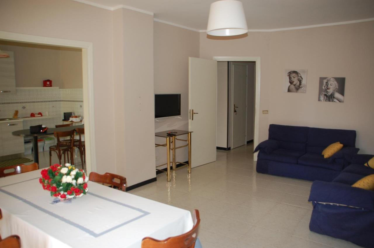 Appartamento "Rina Centro Sicilia" Pietraperzia Extérieur photo