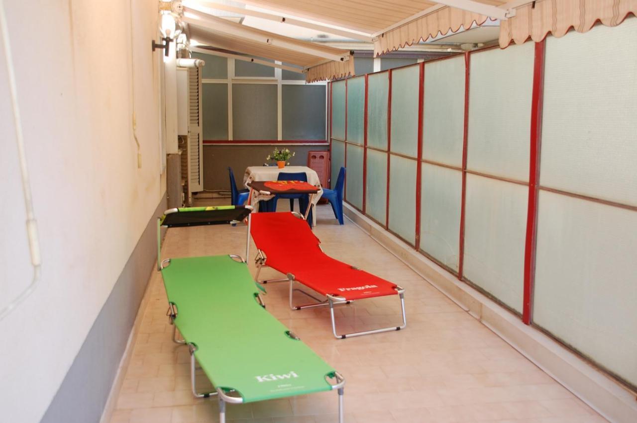 Appartamento "Rina Centro Sicilia" Pietraperzia Extérieur photo