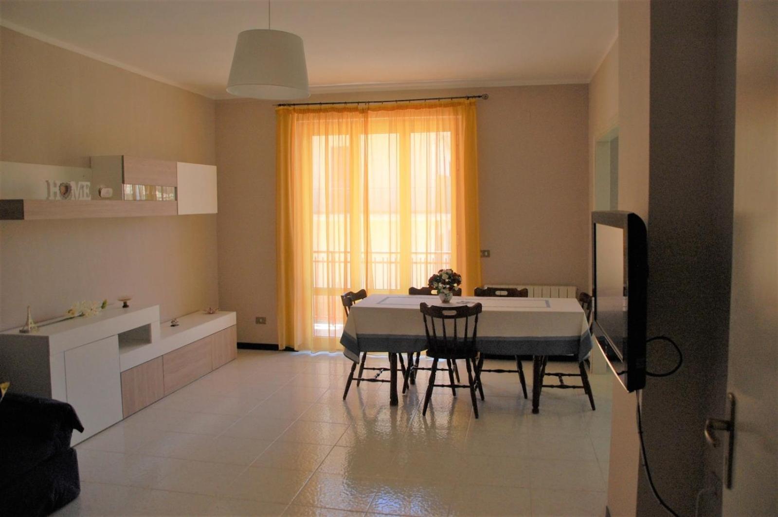 Appartamento "Rina Centro Sicilia" Pietraperzia Extérieur photo